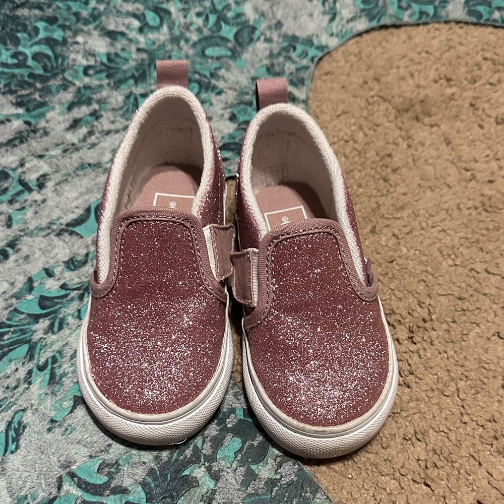 Vans Kids Glitter Slip-On Sneakers in Pink